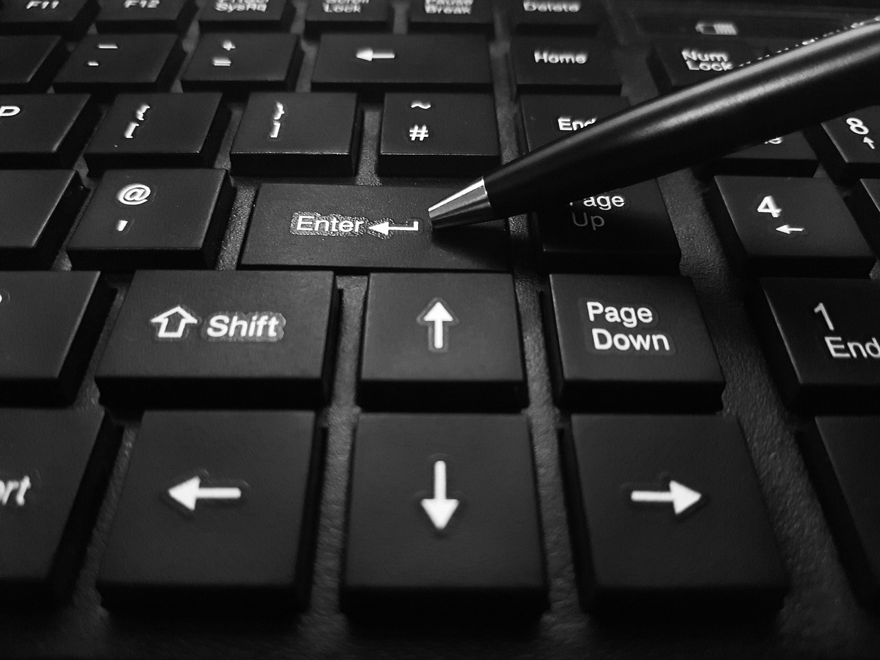 ChatGPT如何辅助自然语言处理：揭秘AI在NLP领域的革命性应用